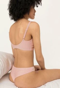 Triangel BH - Make Up -Hessnatur 0fb6203b77b4419c9a5966d47c3f8a85