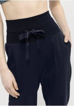 YOGA-HOSE - Jogginghose - Marine -Hessnatur 28f29cf9d34646b1948a15b01924ba2f