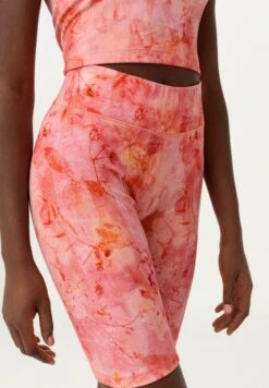 ACTIVE HIGH WAIST - Shorts - Cranberry -Hessnatur 29ca9649814d467190e0e40c8486e99a