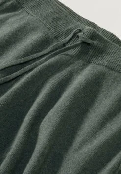 Jogginghose - Dunkelgrün -Hessnatur 5781cf7732bb430c9390abdece33df8c