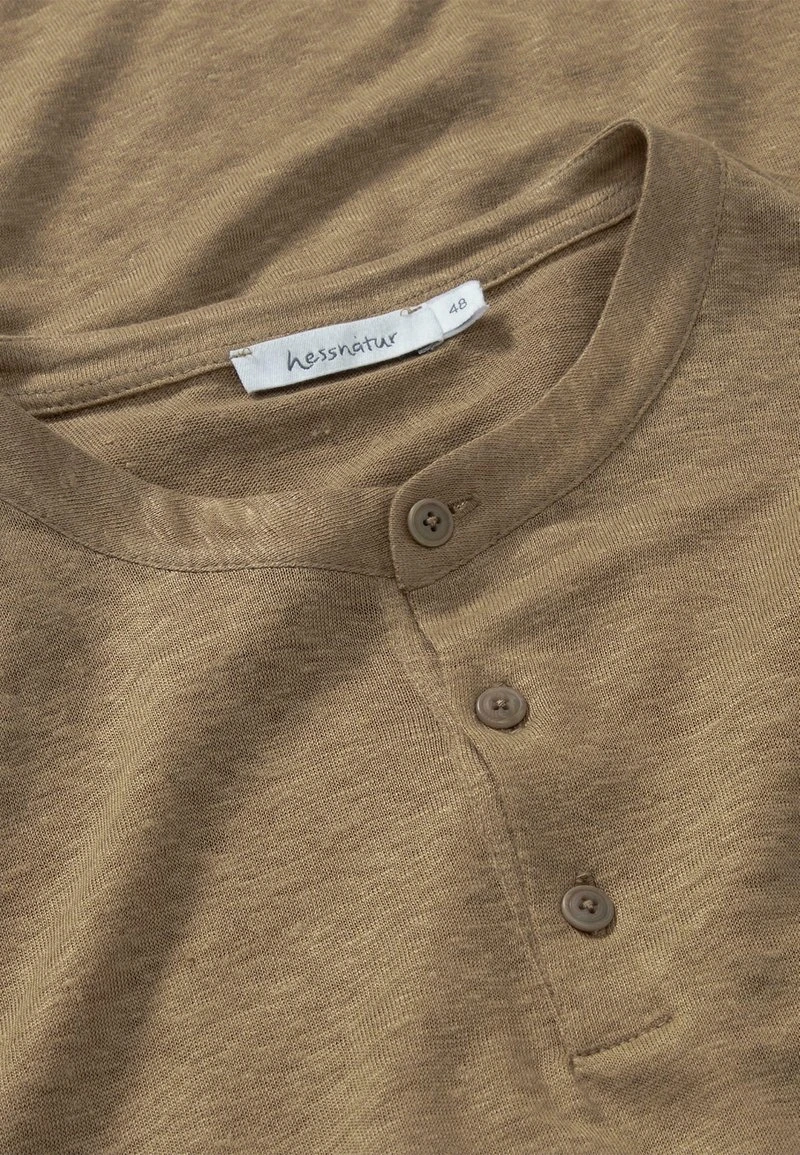 AUS REINEM LEINEN - T-Shirt Basic - Safari 6 AUS REINEM LEINEN - T-Shirt Basic - Safari – Bild 6