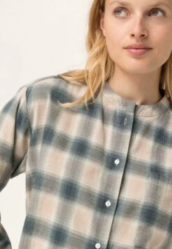 Hemdbluse - Pastellgrün -Hessnatur 7022c8bc10004221bd3c205842f4dfc2