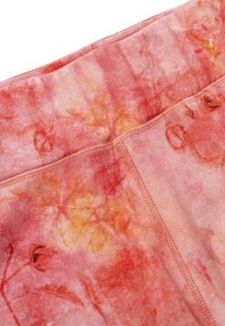 ACTIVE HIGH WAIST - Shorts - Cranberry -Hessnatur 89897e5ec171488793ea84ace0680a80