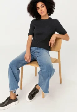 KURZARM - T-Shirt Basic - Schwarz -Hessnatur 8eaeccb5ac6843a9b2974d4ffde7f041