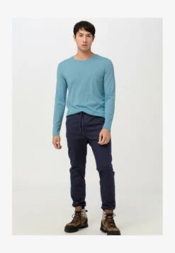AUS BIO-MERINOWOLLE - Langarmshirt - Azurblau -Hessnatur 9ea6992a815f4b7d89d58672bc86541b