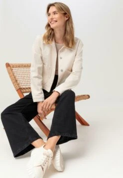 Flared Jeans - Black Washed -Hessnatur c5180f1999a342f78f586e0d60be02c8