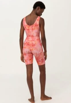 ACTIVE HIGH WAIST - Shorts - Cranberry -Hessnatur d4a20ff5a60e4be99578ce0cd1fdc27b