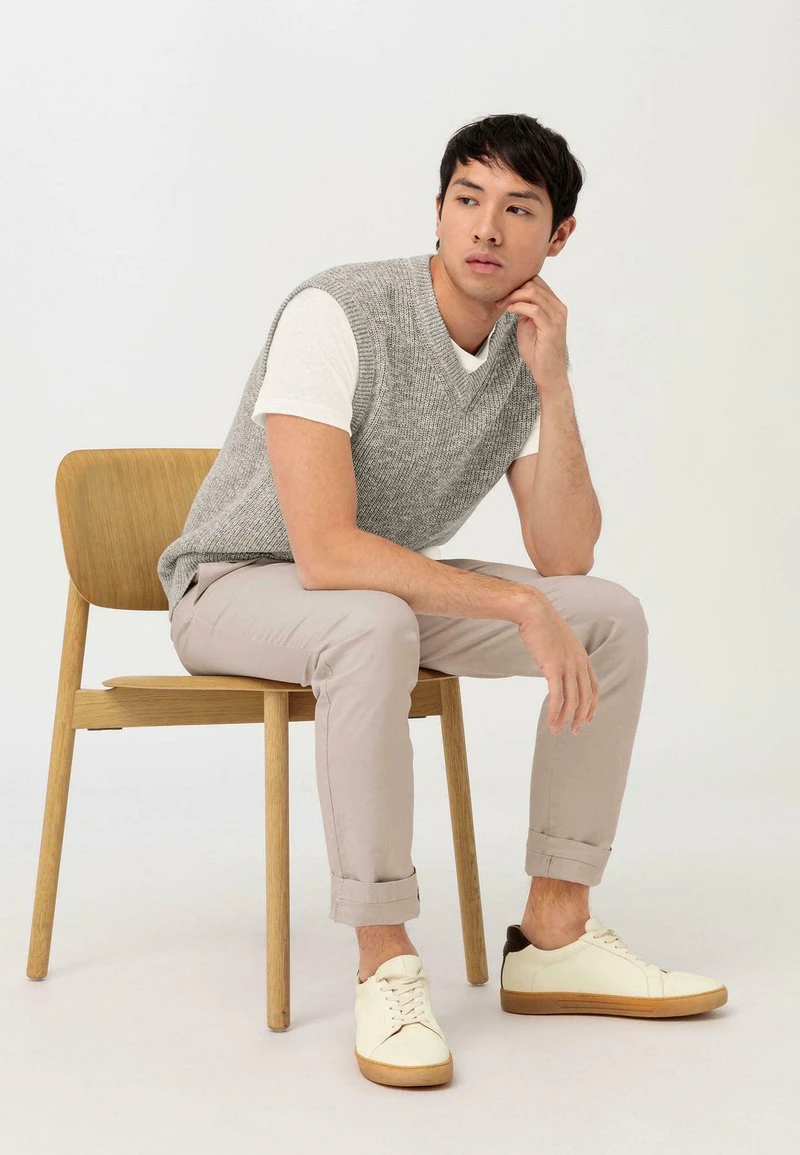 V NECK - Strickpullover - Kieselgrau 4 V NECK - Strickpullover - Kieselgrau – Bild 4